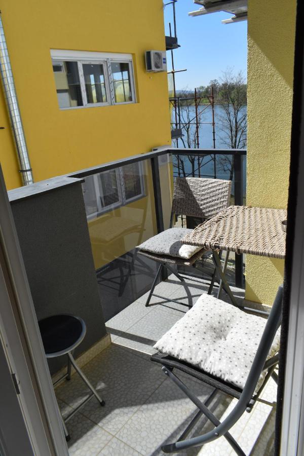 Apartmani K&V Veliko Gradište Dış mekan fotoğraf